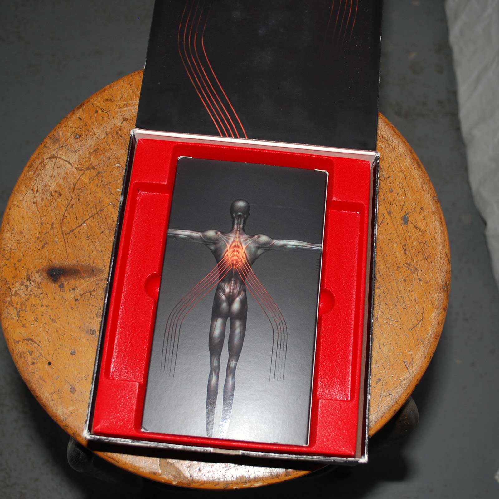 Tool Salival 2000 Red NTSC VHS Boxset US Volcano 61422-31158-2 missing CD 11